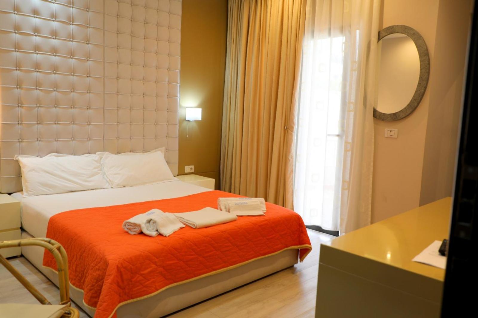 Hotel Strora Sarandë Exterior foto